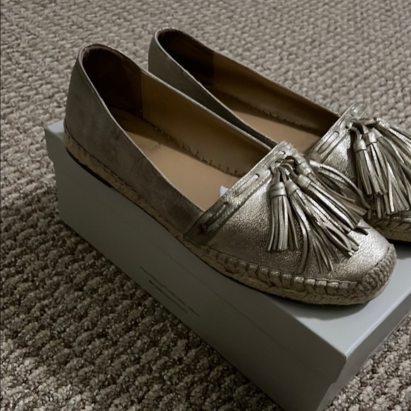 Marc Fisher Gold Accessory - Picture 3 of 5